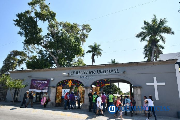panteon de colima dia de las madres