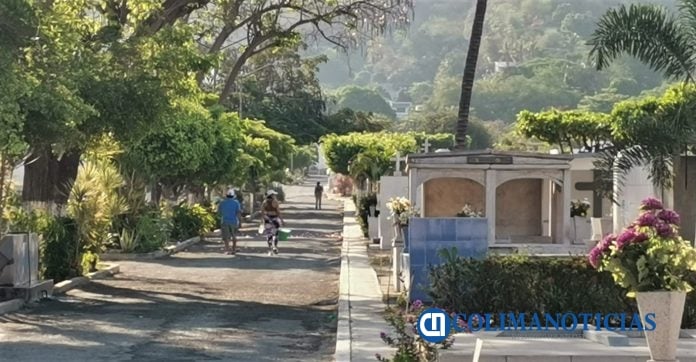 panteon de manzanillo