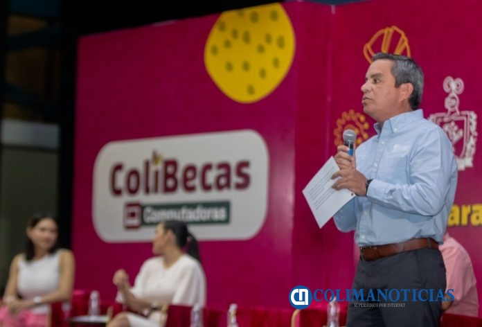 Anuncia Indira Vizcaíno programa gratuito de computadoras para jóvenes de licenciatura_Rector
