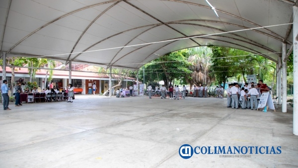 El Ayuntamiento de Manzanillo lleva a cabo las Jornadas por la Paz en Secundaria Pablo Latapí 5