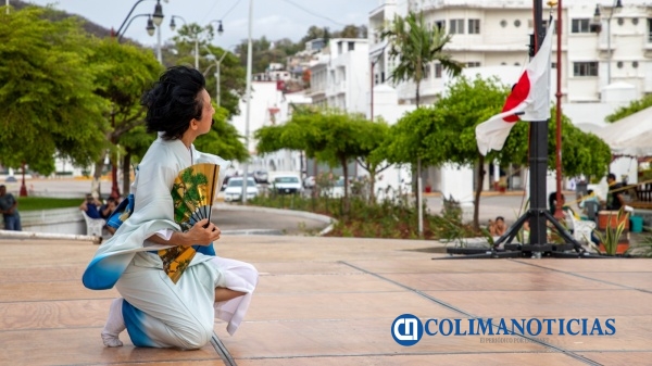 Excelente presentación cultural entre Japón y Ayuntamiento de Manzanillo 3