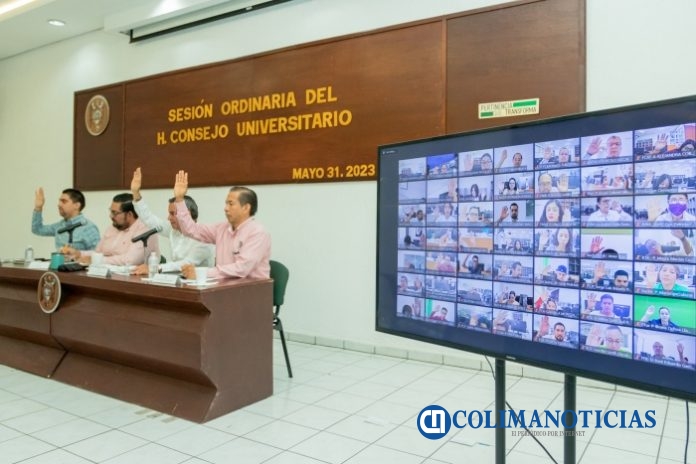 Realizan sesión ordinaria del Consejo Universitario