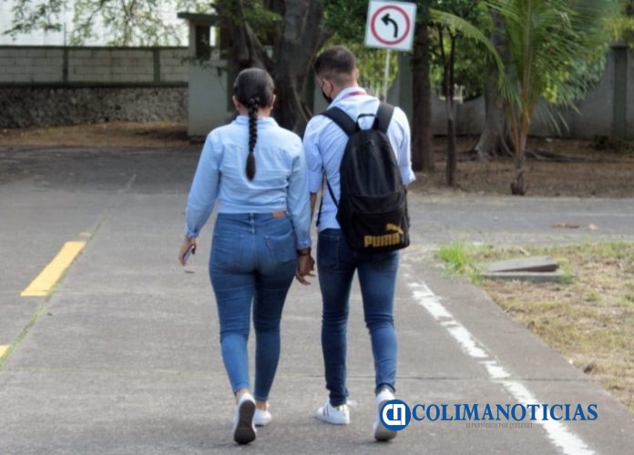 Salud Colima ofrece servicio de planificación familiar a distancia