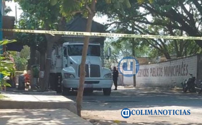 Sujeto moviliza a policía tras realizar disparos a negocio en Tecomàn