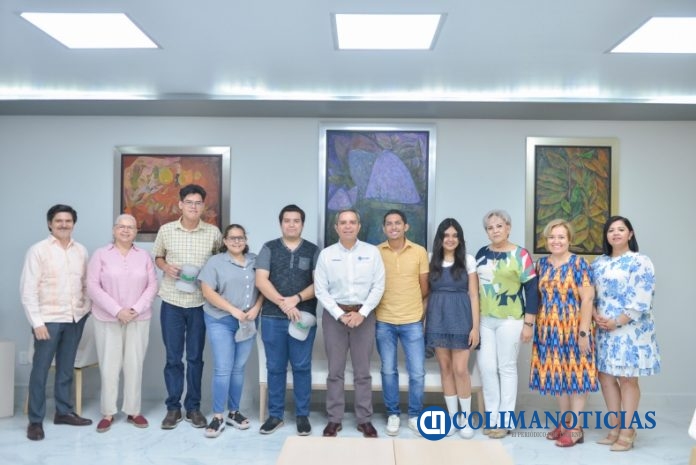 Visitan al rector cinco estudiantes de la UdeC que cursarán posgrado en universidades de EEUU