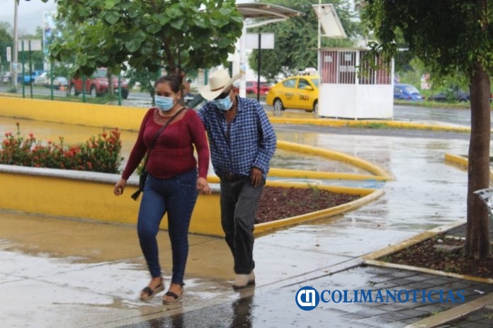colimenses lluvia colima