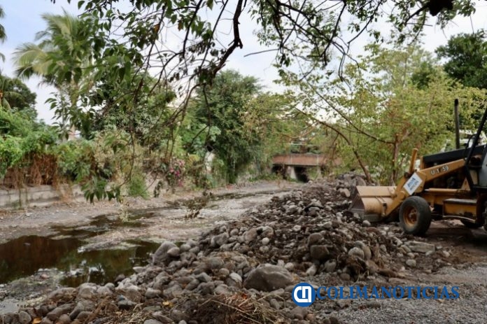 desazolve en arroyo Pereyra