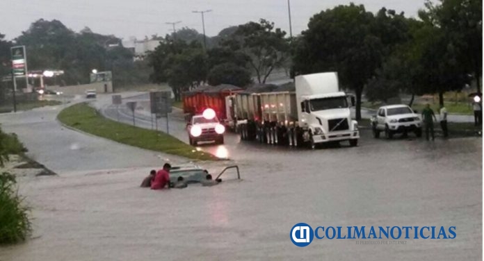 inundación en Glorieta de Los Perritos