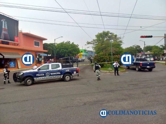 Balean una patrulla de la Policía Estatal cerca de la Gonzalo de Sandoval