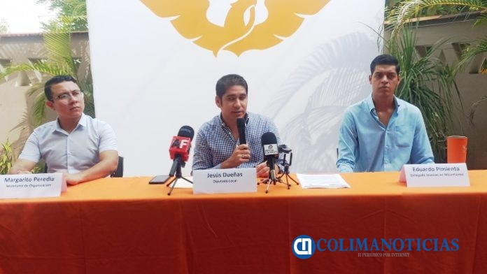 Chuy Dueñas rueda de prensa