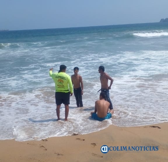Guardavidas piden a bañistas respetar señalamientos de playa