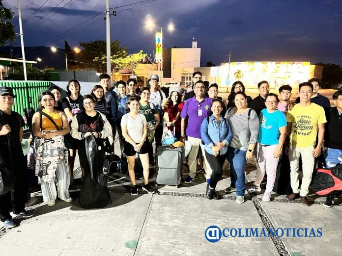Participa la rondalla ‘Voces universitarias’ del bachillerato 20 en Encuentro nacional de rondallas
