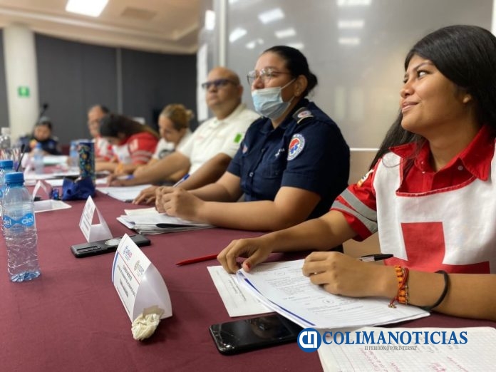 UEPC Colima capacita a personal de Cruz Roja, CEP, Bomberos, Protección Civil de Manzanillo y de Jalisco
