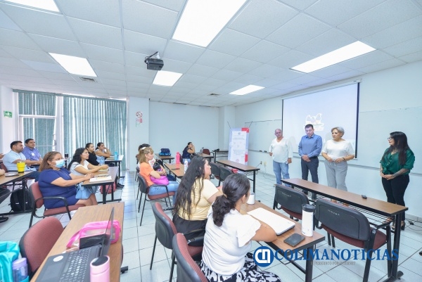 Aprenden docentes de bachillerato Metodología Leer para Aprender_Marta Magaña (de blanco y gris)