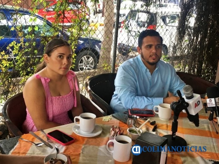 Empresario Javier Alvarado apoyará con kits de útiles escolares para estudiantes de Villa de Álvarez