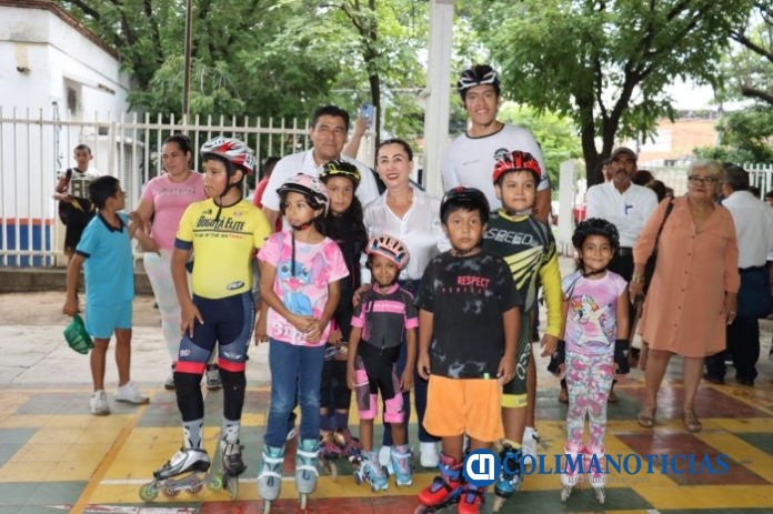 Festejan 40 años de la Unidad Deportiva Profr. Gil Cabrera