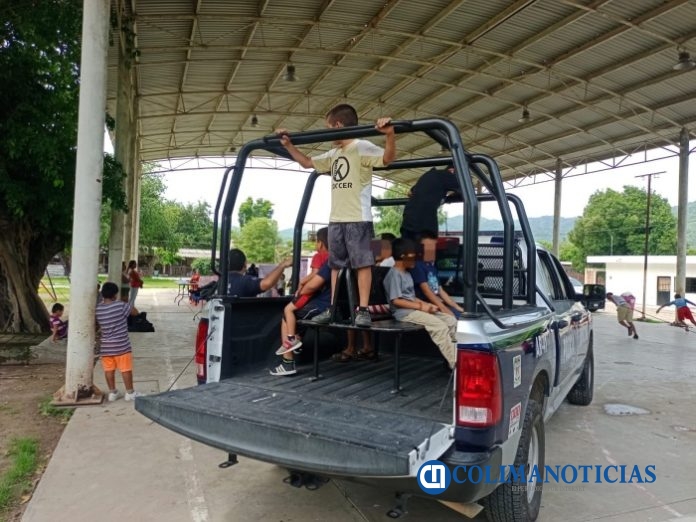 Imparten cursos de cultura vial en la zona rural de Armería