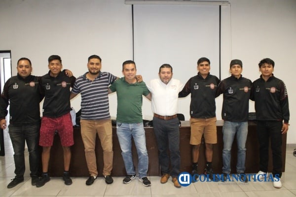Incode entrega uniforme deportivo a la Selección Colima de Futbol 7