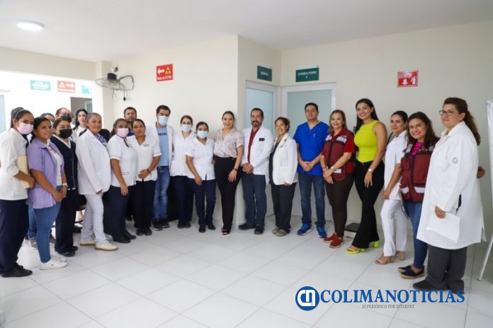 Indira entrega rehabilitación de Centro de Salud ‘Gustavo Vázquez’, se invirtieron 2.6 mdp