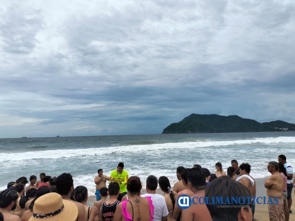 Personal de UEPC Colima previene sobre riesgos de entrar al mar
