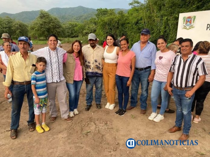 La comunidad de Los Reyes y diana zepeda