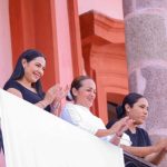 Participan más de 3 mil personas en desfile cívico militar en Colima.16