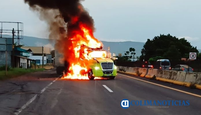 narco bloqueos en Colima