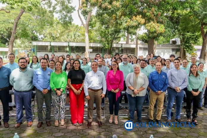 Rector asiste a los informes de los bachilleratos 30 y 15_BACH 30_a