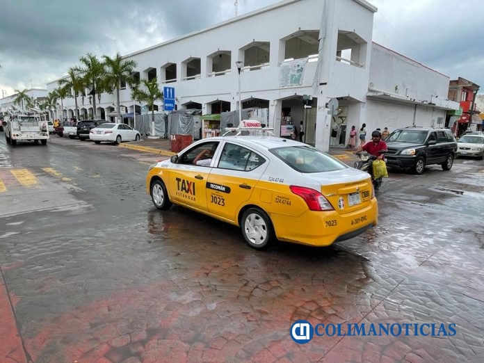 taxi tecoman
