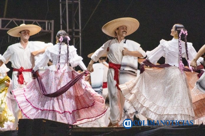 Ballet de la UdeC en la Feria de Colima 55