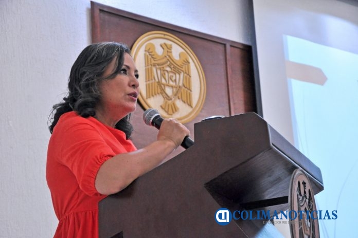 La violencia no es natural, sino intencional_Azucena Evangelista_a