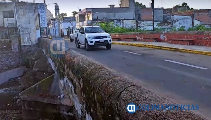 Puente de la Torres Quintero en Colima