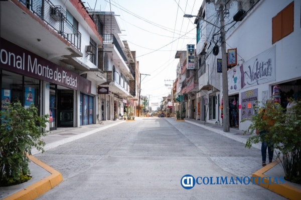 calle Allende del centro manzanillo
