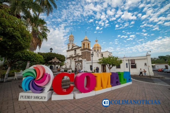 comala letrero turistico