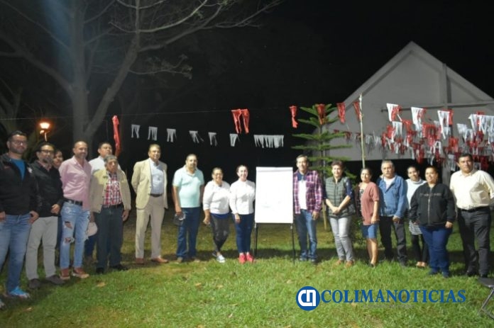 En El Chivato, Tey inicia cambio de luminarias en la zona rural