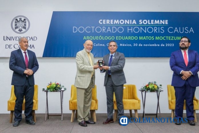 Entrega UdeC Doctorado Honoris Causa a Eduardo Matos_b