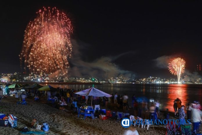 Manzanillo se ilumina