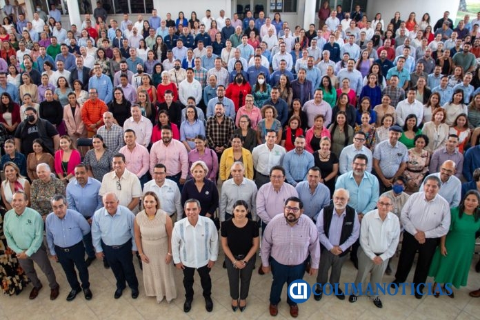 Indira acude a ‘Encuentro por la Unidad y Lealtad’ de la UdeC