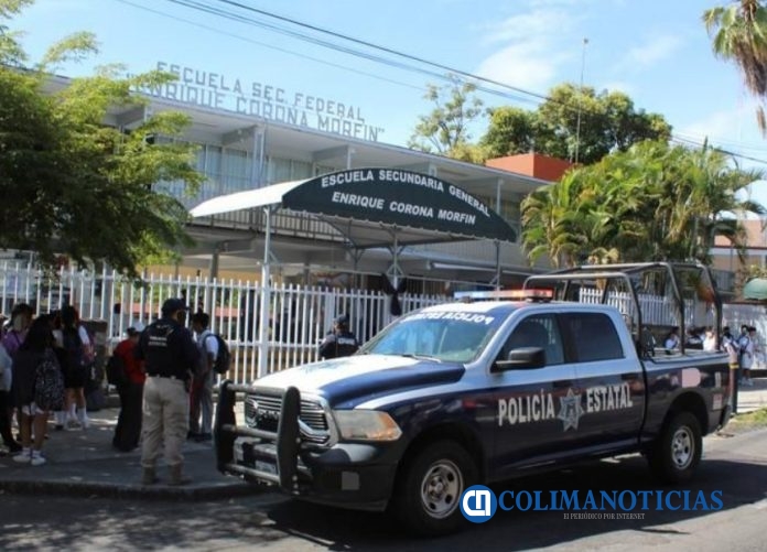 policia en secundaria enrique corona morfin