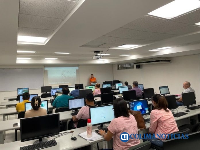 Capacitan a docentes del Bachillerato 10_a