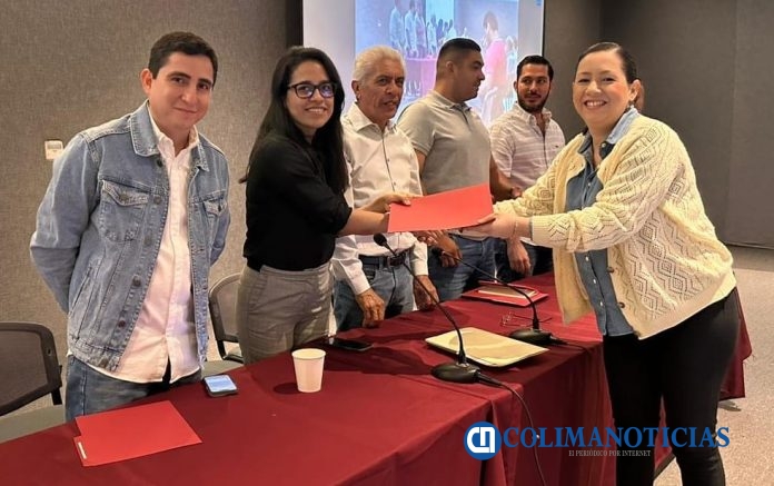 Entregan 108 constancias a personal de organismo operadores del agua que participaron en cursos de fortalecimiento de capacidades 2023