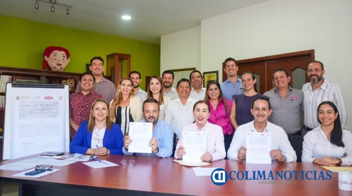Firma Tey acuerdo con CANADEVI y CMIC para desazolvar el Pereyra