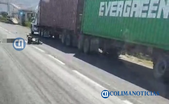 Motociclista es atropellado y muere sobre la autopista cerca del puente de Los Asmoles