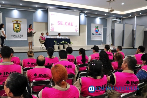 Rinden protesta Supervisores Electorales y Capacitadores Asistentes Electorales en Colima 4