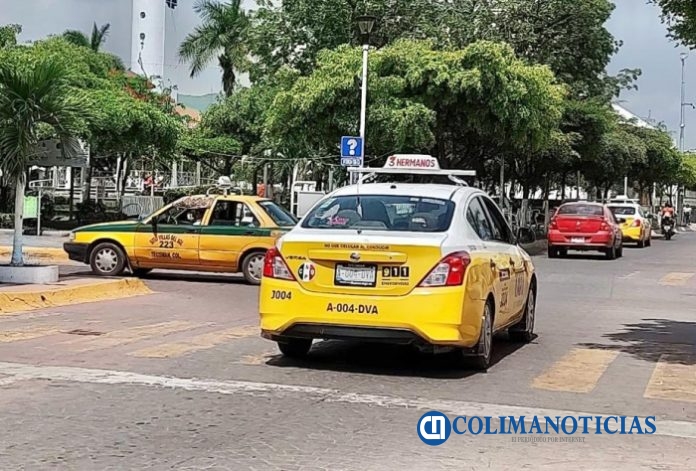 taxis tecoman