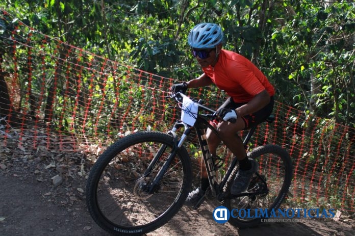 Ciclistas colimenses clasifican al macro-regional de Nacionales Conade 2024