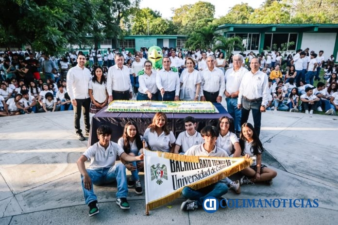 Festeja Bachillerato 16 de La Villa su 43 aniversario_a