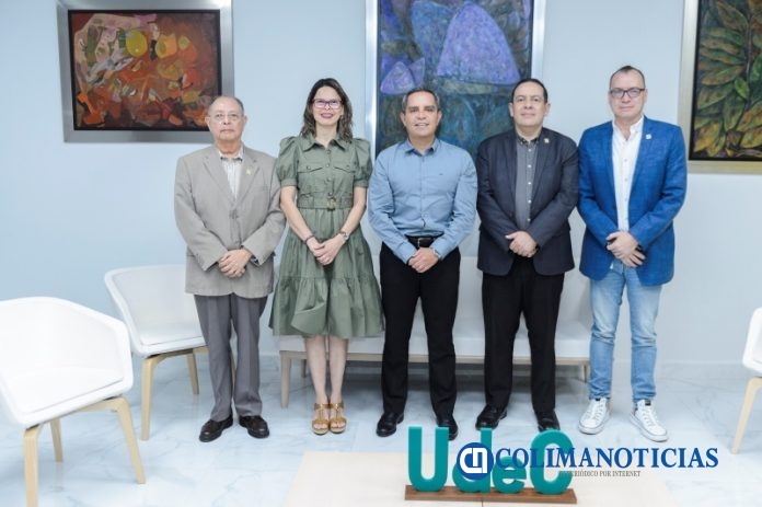 Visitan al rector integrantes de la AMOCVIES_b