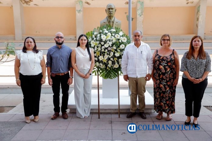 Autoridades de Colima conmemoran el natalicio del Profr. Gregorio Torres Quintero
