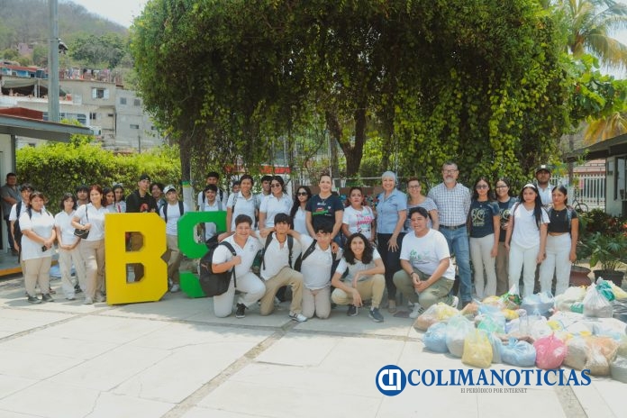Cierre exitoso de talleres sustentables, en el Bachillerato 9 de Manzanillo_b